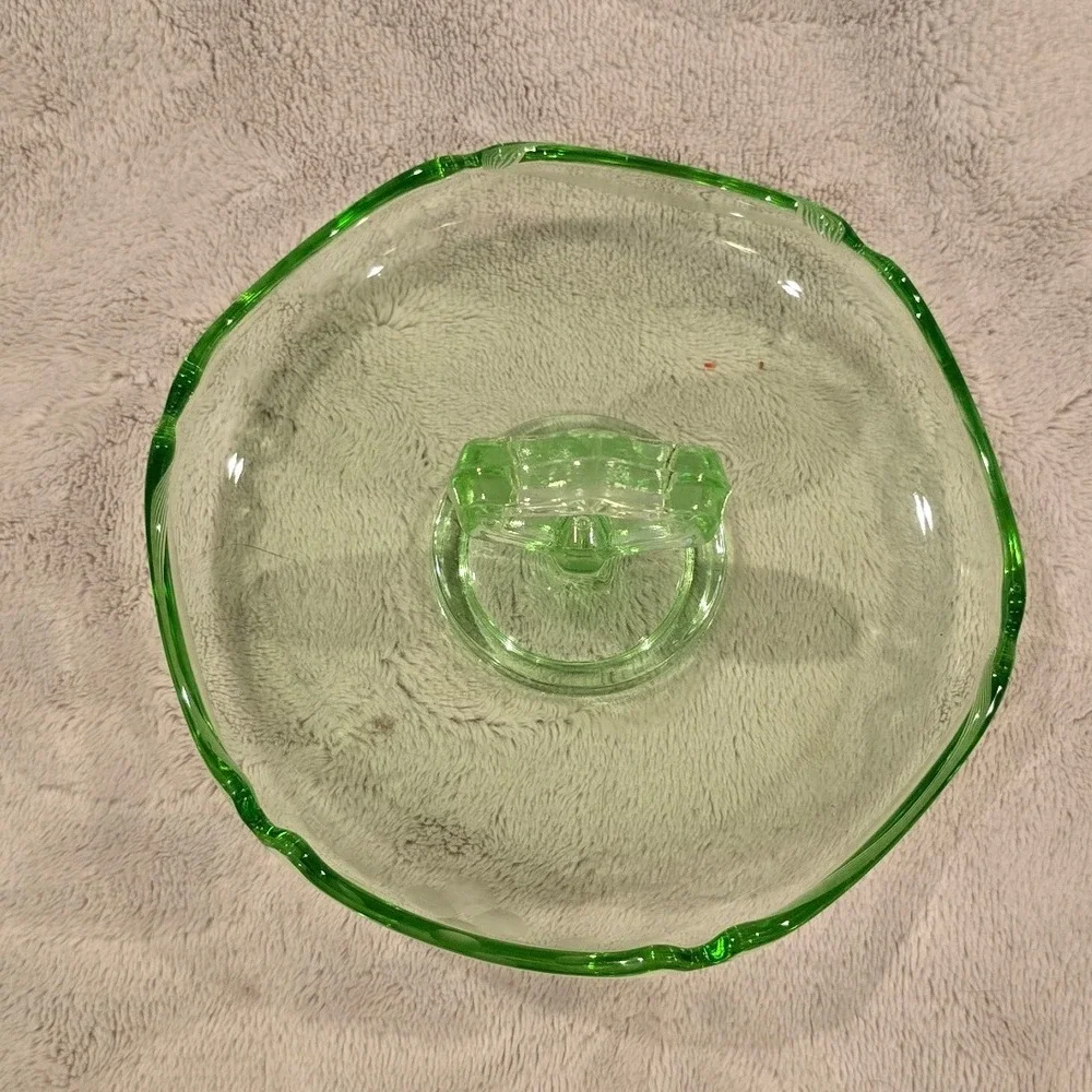 Vintage Uranium Glass Floral Etched Heart‎ Handle Ashtray/Candy Dish